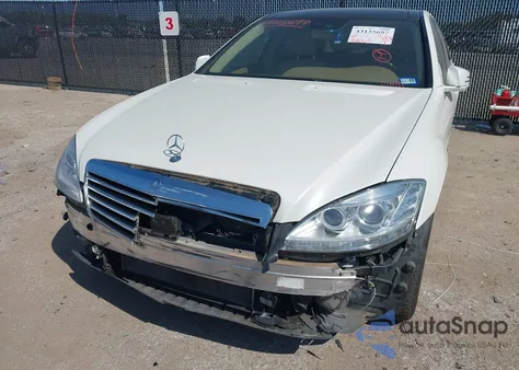 2011 Mercedes-Benz S 400 Hybrid z USA, uszkodzony, nr VIN WDDNG9FB9BA363110